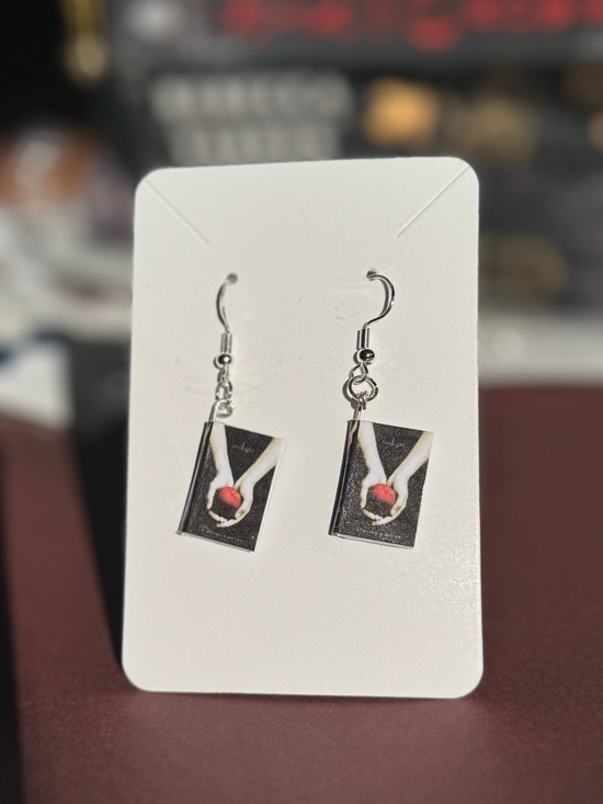 Handmade Jewelry - Twilight Book Cover Dangly Earring - Stephenie Meyer